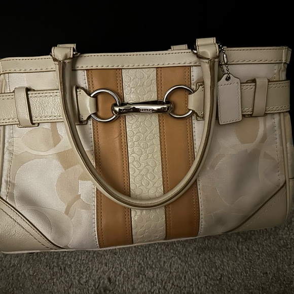 Coach Cream and Tan Women\'s Bag